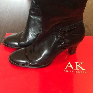 Knee High Boots with Bow Detail